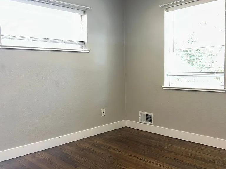 1544 S Chase Ct — Photo 10