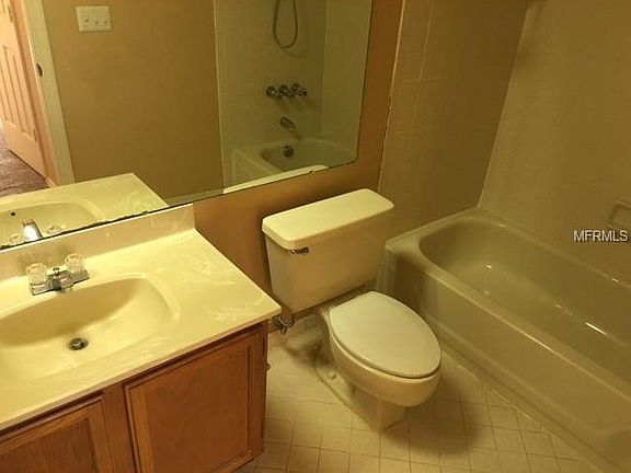 5th image of 3212 Clubside Dr