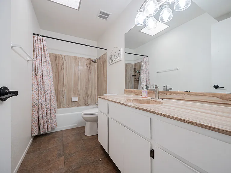 6008 W Augusta Ave — Photo 13
