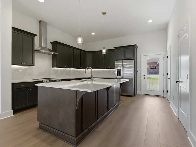 3965 Clifton Ave — Photo 9