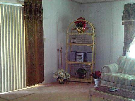 4th image of 511 Lake Larch Way