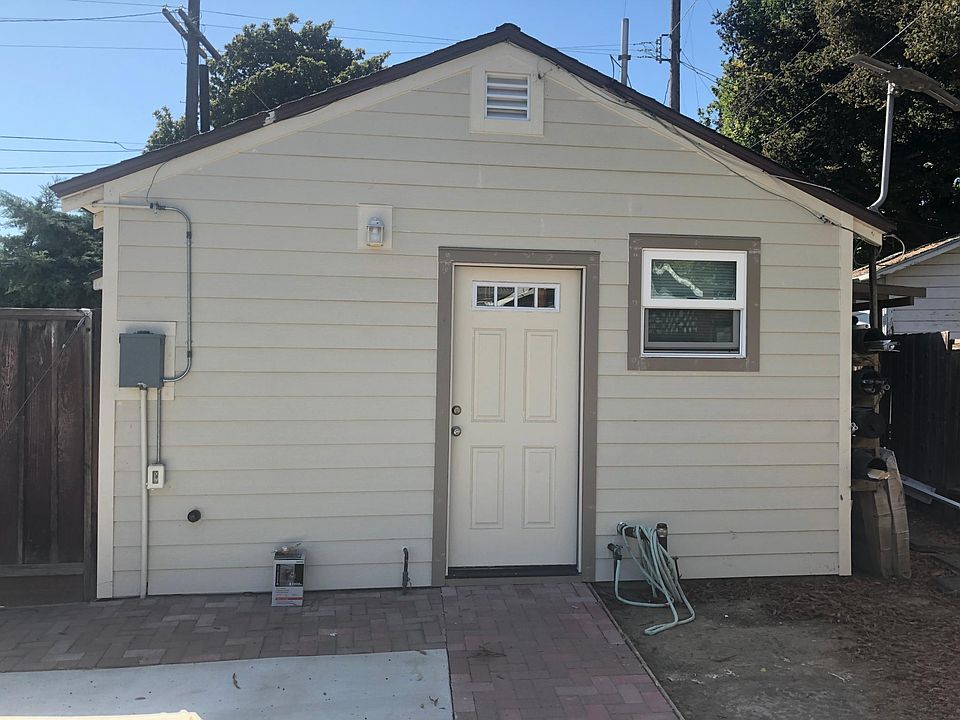 1st image of 680 Moreno Ln