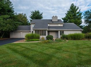 2406 Burning Tree Ct, Jeffersonville, IN 47130
