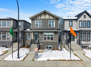 135 N Huxland Rd NE, Calgary, AB T2A5Z9