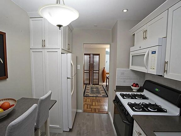 3rd image of 123-40 83rd Ave #6D