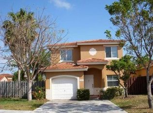 8197 NW 199th Ter, Hialeah, FL 33015
