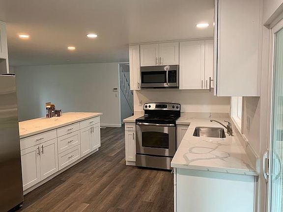 4th image of 11815 NE 144th Pl