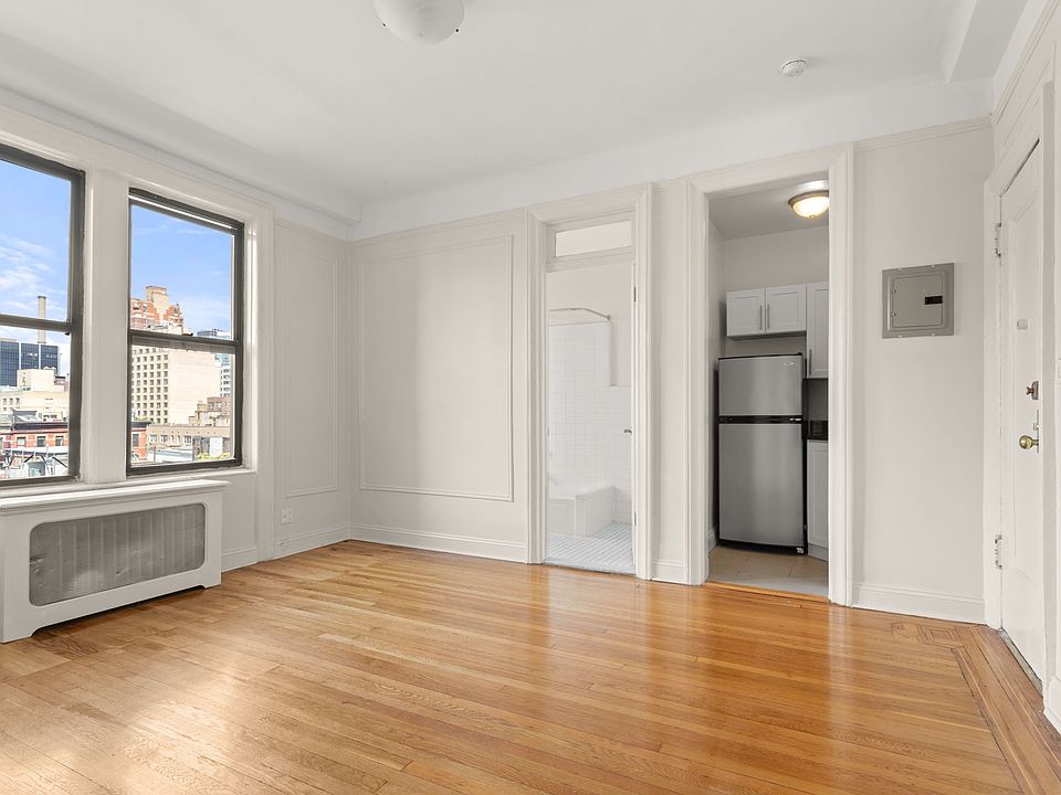 1st image of 347 W 55th St APT 8M