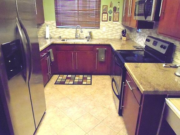 5th image of 1734 N Fuller Ave APT 306