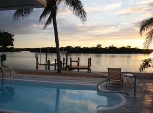 11755 Island Ave, Matlacha, FL 33993