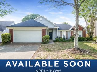 1466 Chamirey Dr SW, Marietta, GA 30008