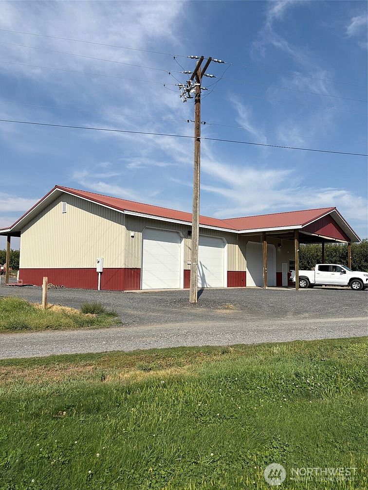 1st image of 10086 NW Rd U.7