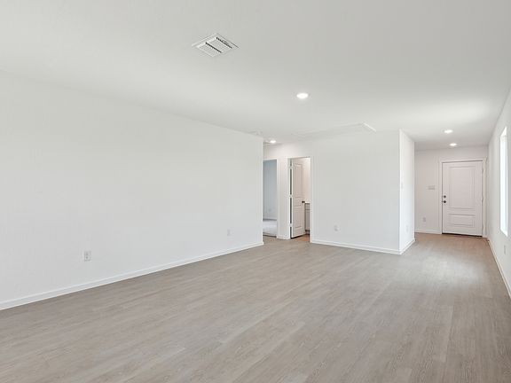 3rd image of 7402 Brownleaf Dr