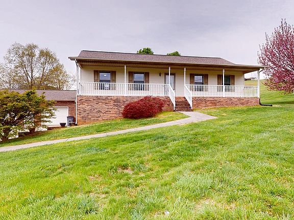 2nd image of 1421 Lonesome Oak Ln