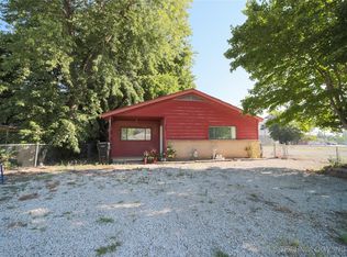 114 W Jackson St, Broken Arrow, OK 74012