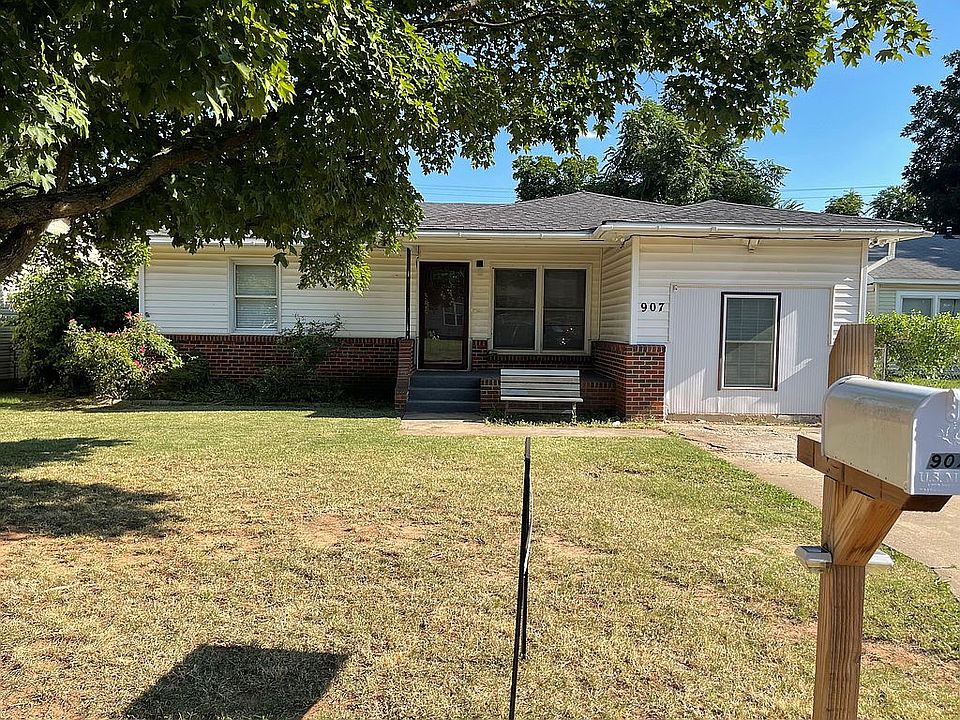 1st image of 907 Buck Dr