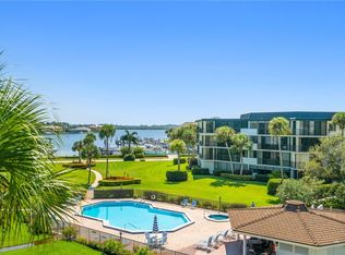 1821 Mooringline Dr APT 2F, Vero Beach, FL 32963