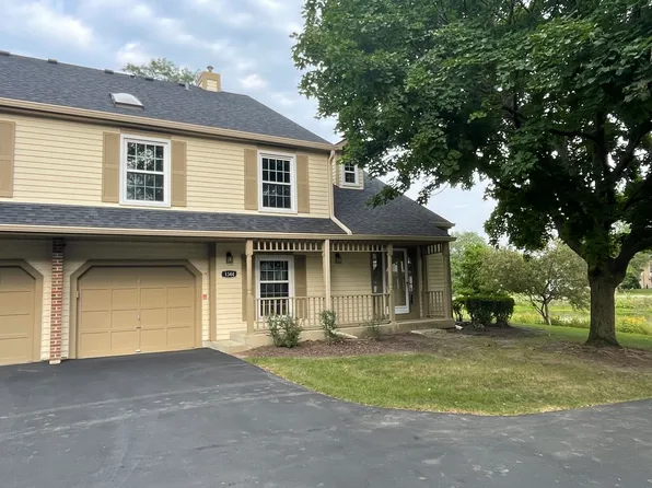 1344 Queensgreen Cir, Naperville, IL 60563