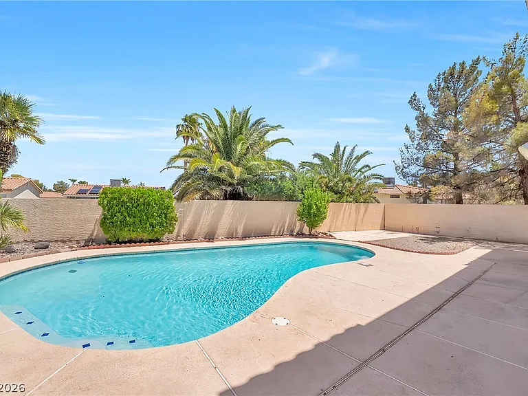 966 Pack Saddle Ct — Photo 35