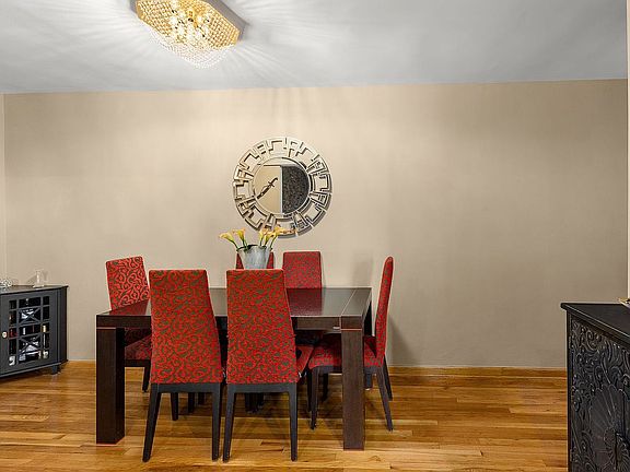 5th image of 2285 Bragg St APT 6F