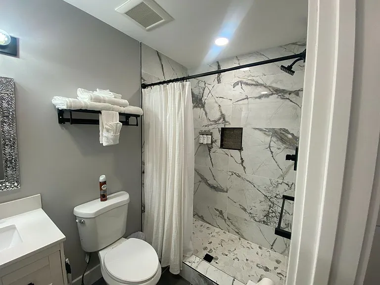 2209 Highland Ave — Photo 44
