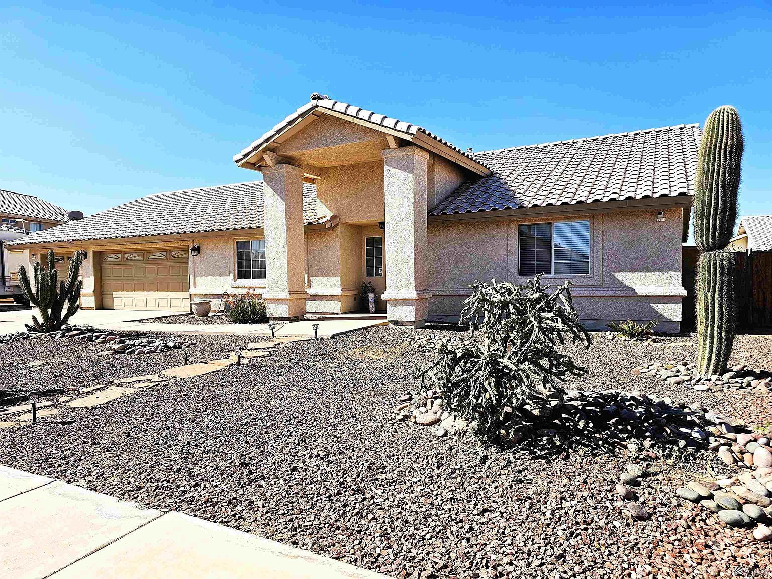 2762 S 36th Dr, Yuma, AZ 85364 | MLS #20255144 | Zillow