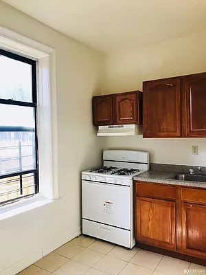 Rented by Oxford Property Group | media 12