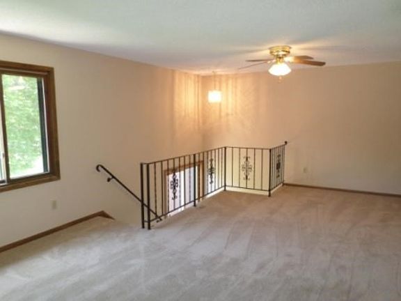 5th image of 8846 N Maplebrook Ct
