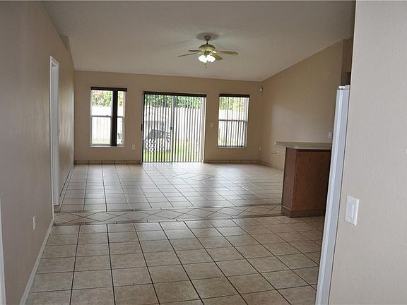 3rd image of 460 Flamingo Ct