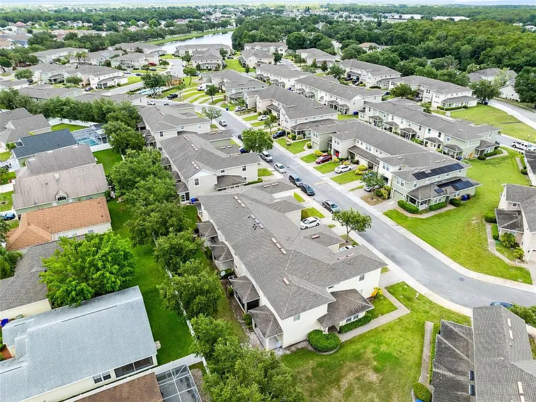 2064 Cypress Bay Blvd — Photo 23