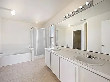 211 Prentice Dr — Photo 7