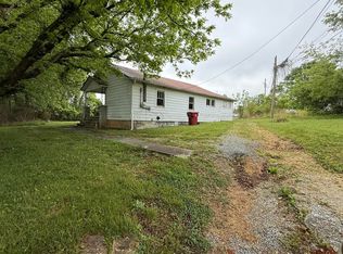 1007 Embreville Rd, Johnson City, TN 37604