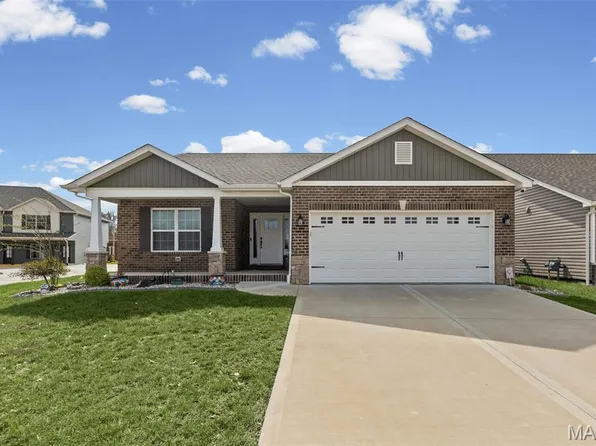 1420 McKinley St, Mascoutah, IL 62258