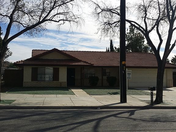 2nd image of 485 E Whittier Ave