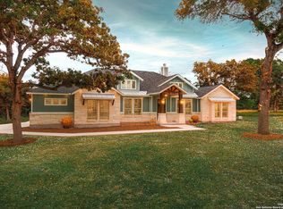 149 Hondo Dr, La Vernia, TX 78121
