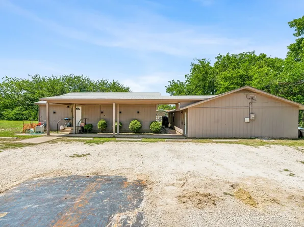 811 W Oak St, Stephenville, TX 76401