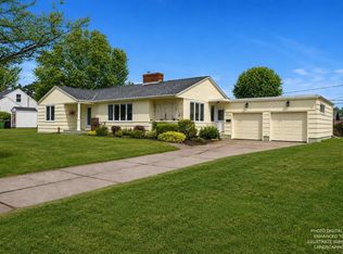251 Schurman Ave, Summerside, PE C1N 2C6