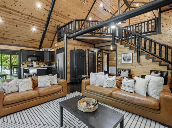 169 Driftcast Rd, Broken Bow, OK 74728