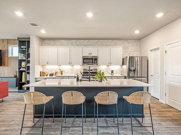 5th image of 5400 Baythorne Dr Unit A