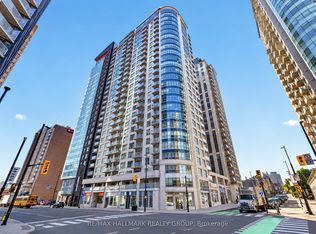 242 Rideau St #506, Ottawa, ON K1N0B7