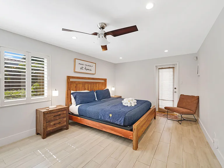 401 NW 21st Ct — Photo 28