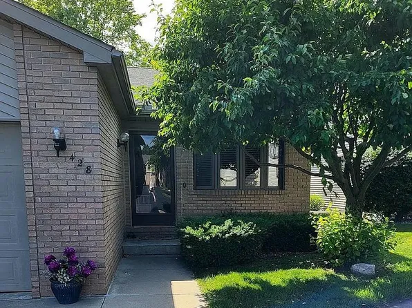 428 Morningside Dr, Midland, MI 48640