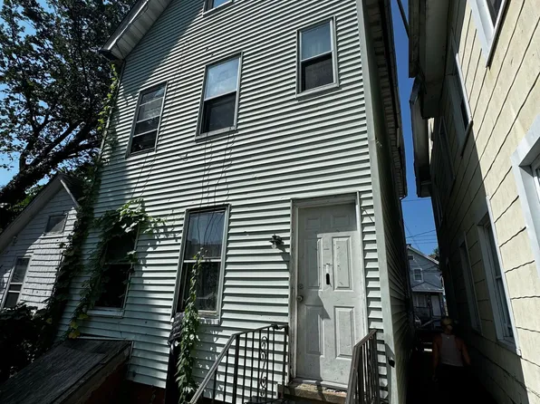 121 Fillmore Street, New Haven, CT 06513