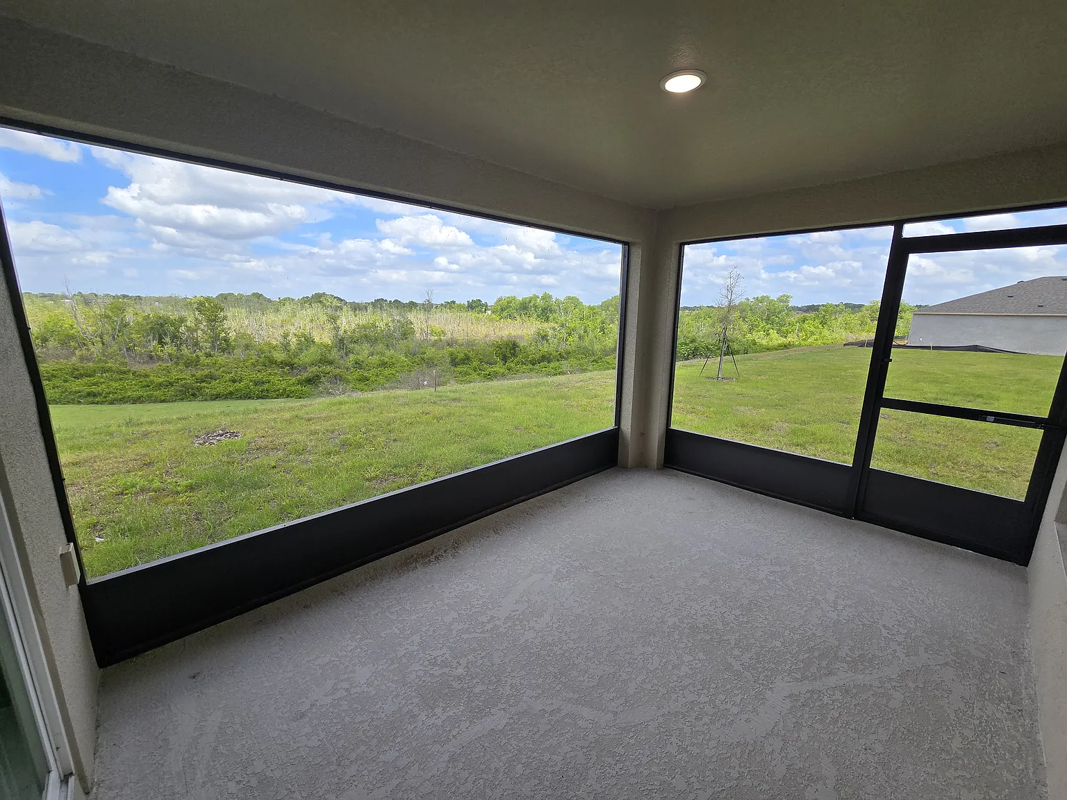 4 bed, 1850 sqft, $2,200 — Photo 4
