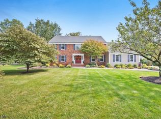 154 Woods End, Basking Ridge, NJ 07920