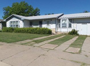 204 Sargent Ave, Ballinger, TX 76821