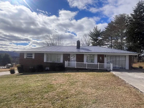 331 Hunt Ave, Church Hill, TN 37642