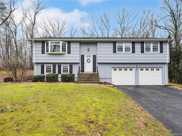 372 Geraldine Drive, Coventry, CT 06238