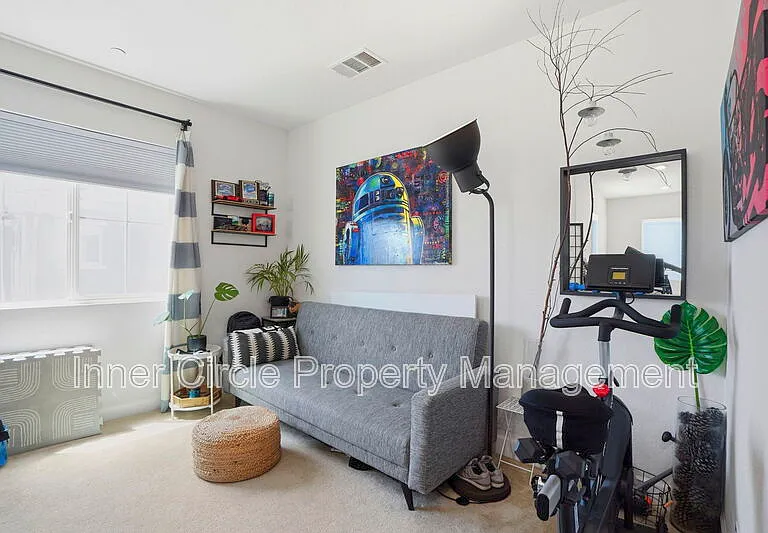 2282 Acero Ct — Photo 6