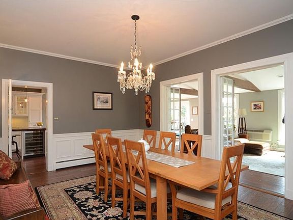 4th image of 232 Linden Ct
